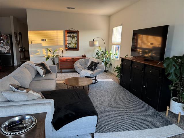 Photo - 824 Peach Tree Ln