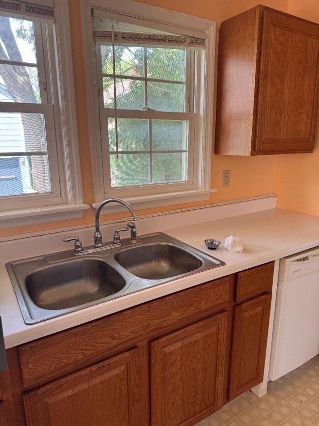 Photo - 411 Highland Ave