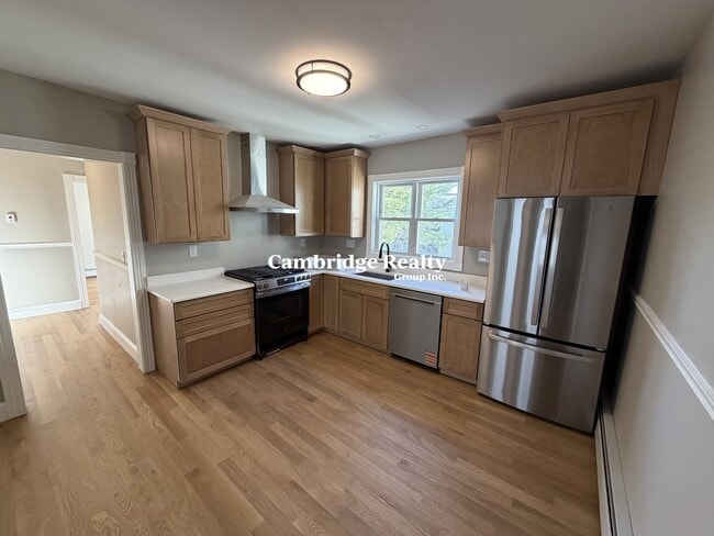Building Photo - 305 Cardinal Medeiros Ave Unit 3