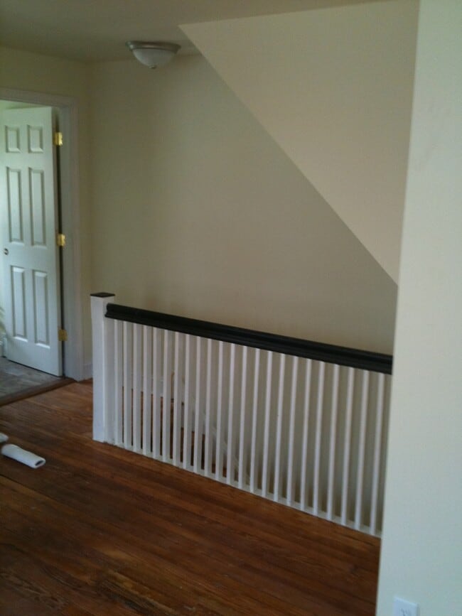 852 Martin Ave Unit B
