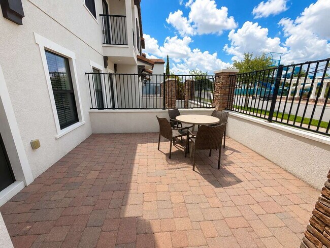 Photo - Charming 2-Bed Townhouse with Granite Elegance in Haines City – Spacious 1,464 Sq. Ft. Retreat!