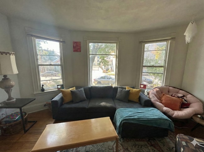 Photo - 217 N Livingston St