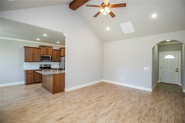 Photo - 214 Alder St