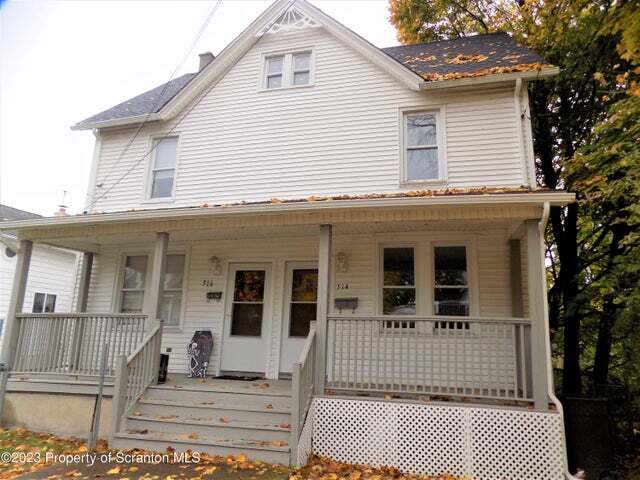 Building Photo - 514 4th St