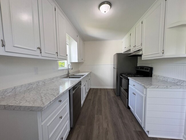 308 Chapel Hill Rd
