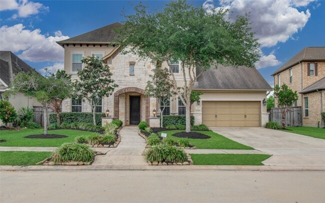 Building Photo - 2403 Orchard Way