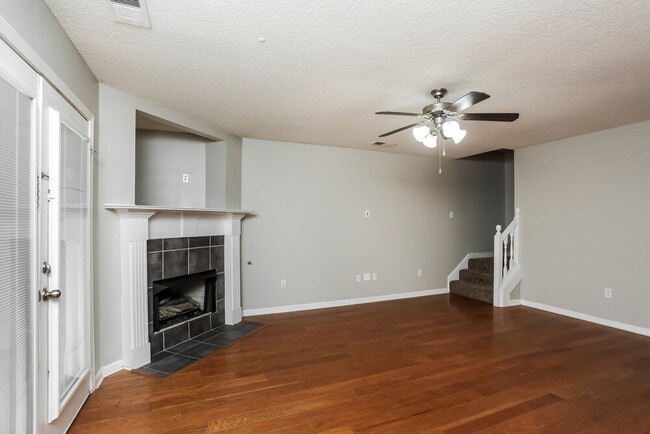 Photo - 6723 Crystal Dr