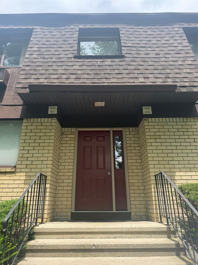 Photo - 1608 Cherry Hill Dr Rental