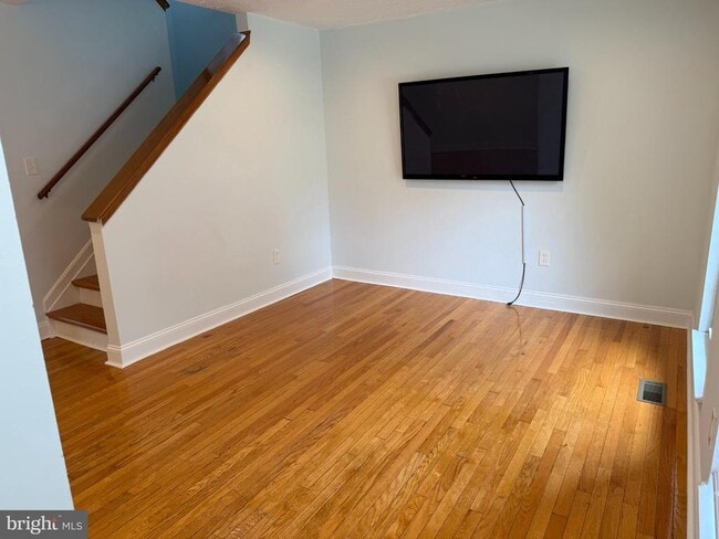 Photo - 7431 Shady Glen Terrace