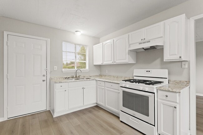 Photo - 9133 Woodlyn Rd