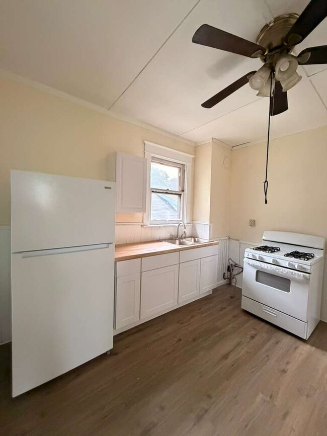 Photo - 754 3rd Ave Unit 754 3rd Ave #2