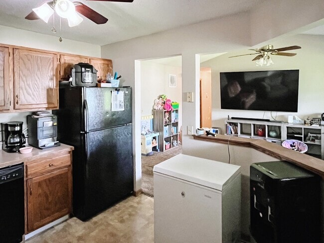Photo - 800 98th Ave NW Unidad 202