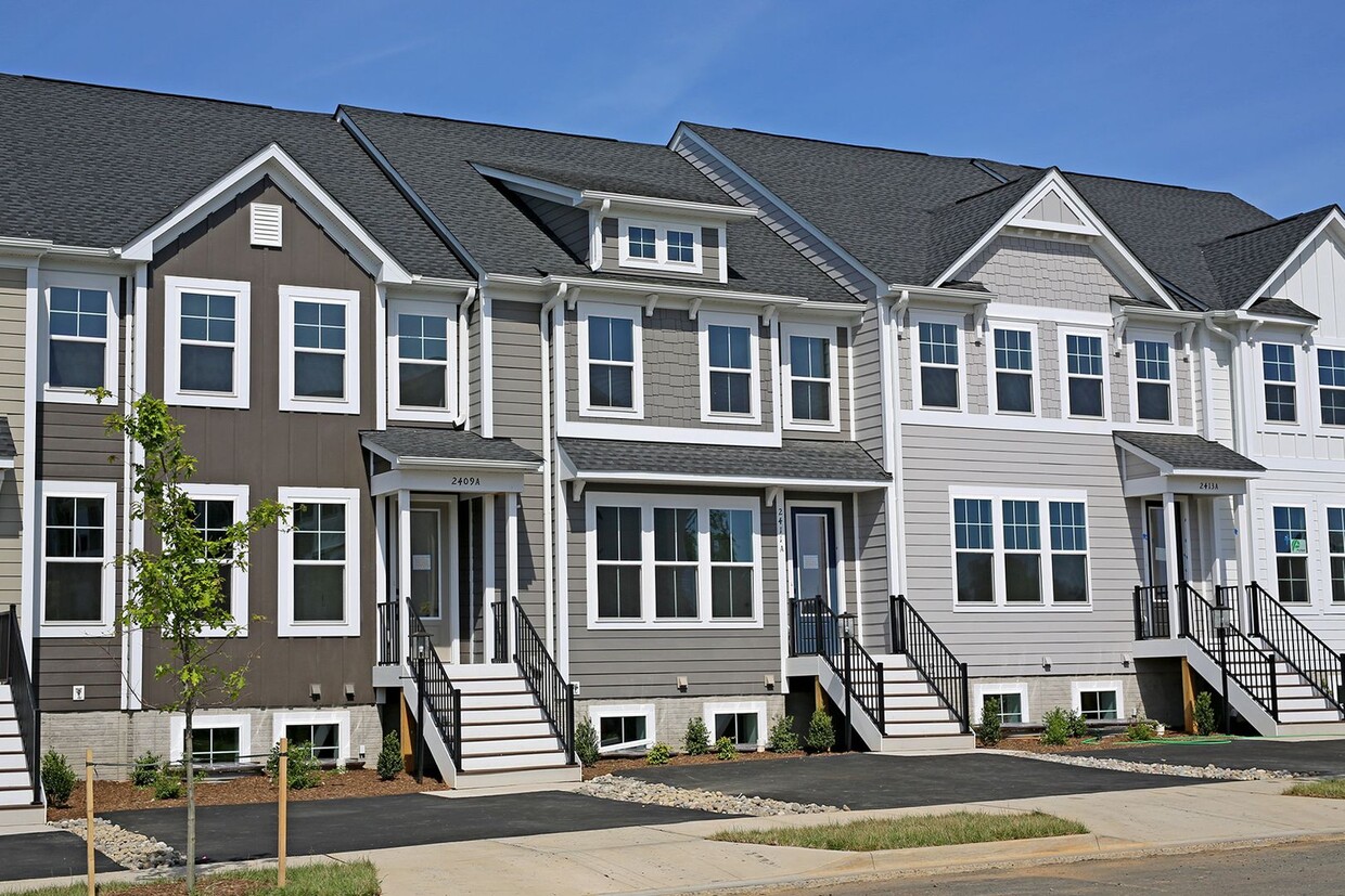 Beautiful Glenbrook Townhome - Beautiful Glenbrook Townhome