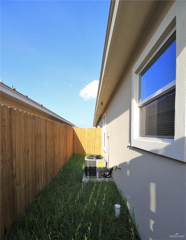 Photo - 16 Downing Ave Unit 3