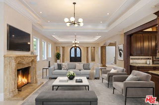 Photo - 2023 Parnell Ave