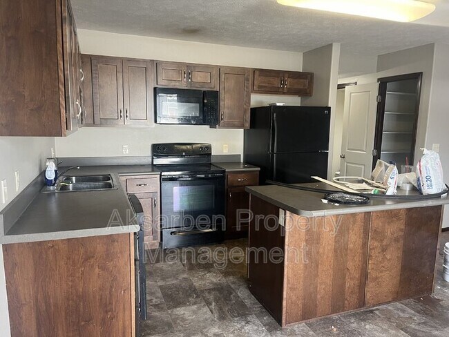 Photo - 5306 41st St