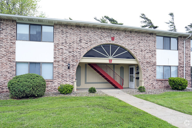 Buffalo Creek Commons - Buffalo Creek Commons Apartments