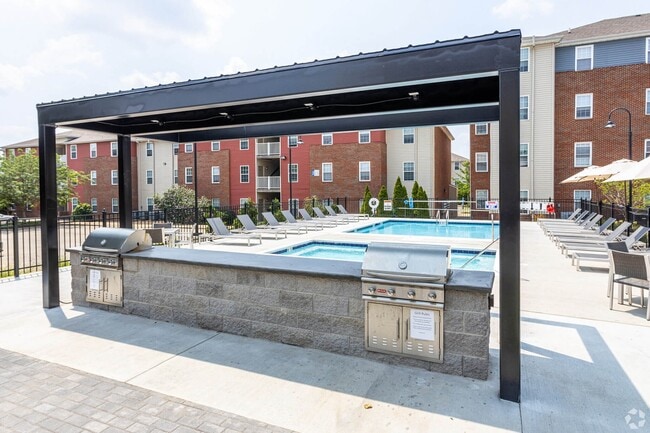 Grilling Station - The Stretch