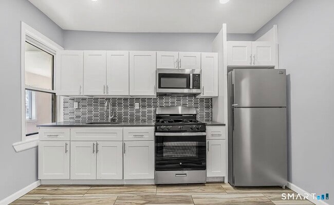 Photo - 1220 Pembroke St Unit 3R