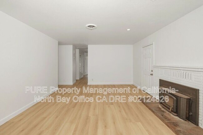 Photo - 1040 S Cloverdale Blvd