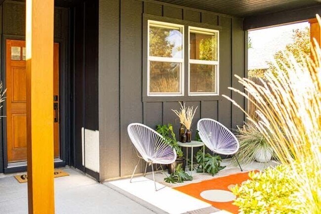 Photo - 61025 Lodgepole Dr