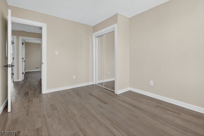 Photo - 414 15th Ave