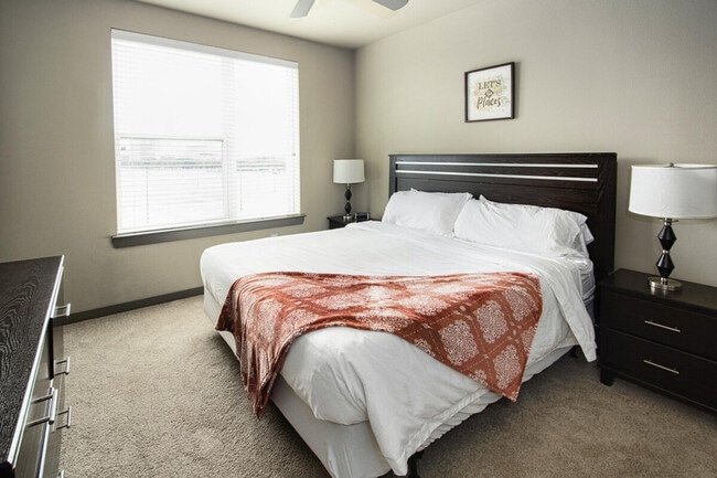 Photo - 7216 Staffordshire Blvd Unit SI ID1363982P