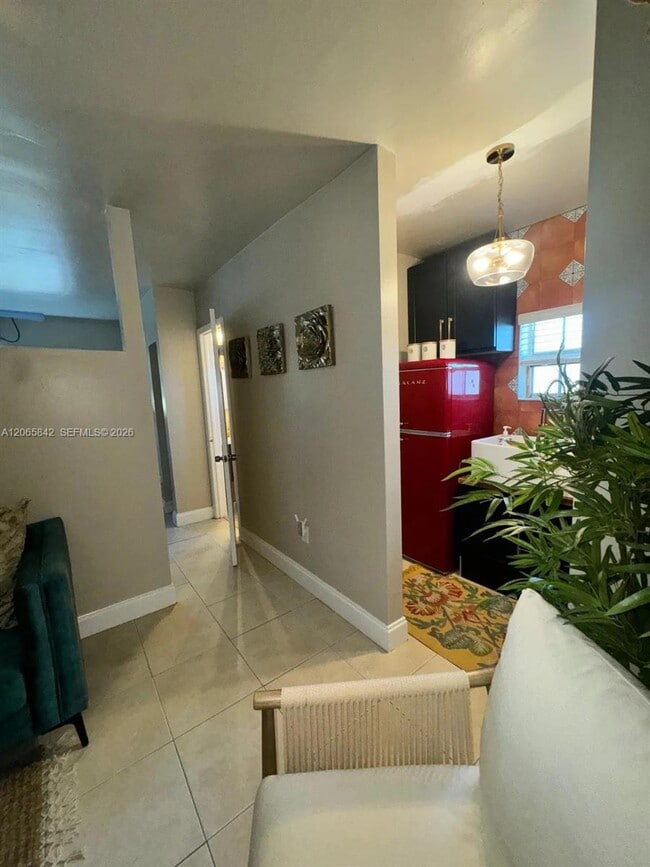 Photo - 9990 Marlin Rd