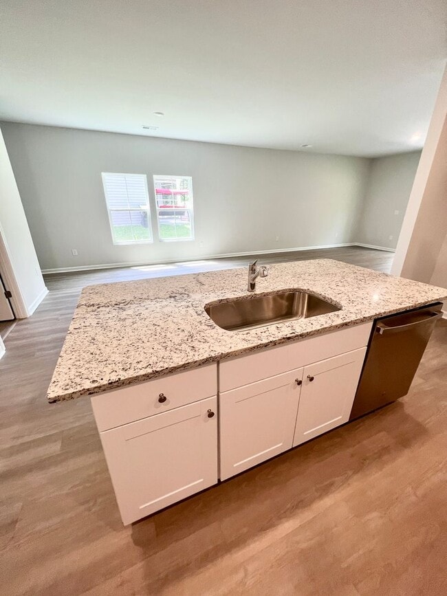 Photo - FOUR Bedrooms! SUPREME location! Move in ready!
