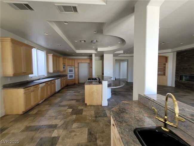 Building Photo - 8304 Broad Peak Dr Rental