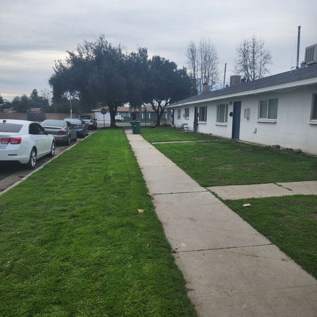 Photo - 3 E San Joaquin St Apartment Unit 3
