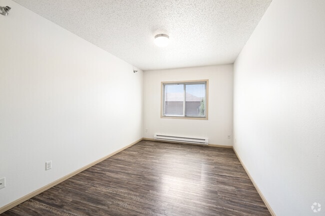 4BR, 3BA - 1,470SF - Third Bedroom
