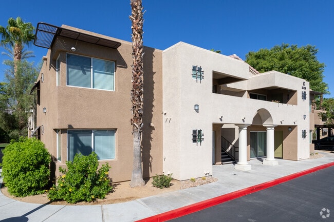 Villa Boutique Apartment Homes