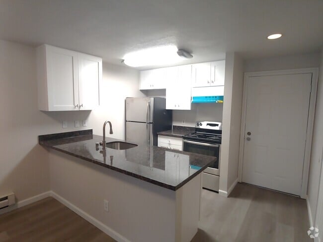 Building Photo - 9484 Redmond Woodinville Rd NE Unit C204 Rental