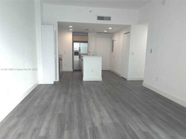 Photo - 350 NE 24th St Unit 1008