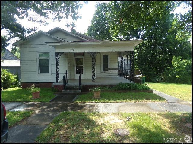 Building Photo - 3300 Marshall St Rental