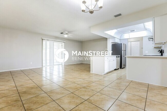 3 Bedroom Pet-Friendly Home in VENICE, FL with Main Street Renewal