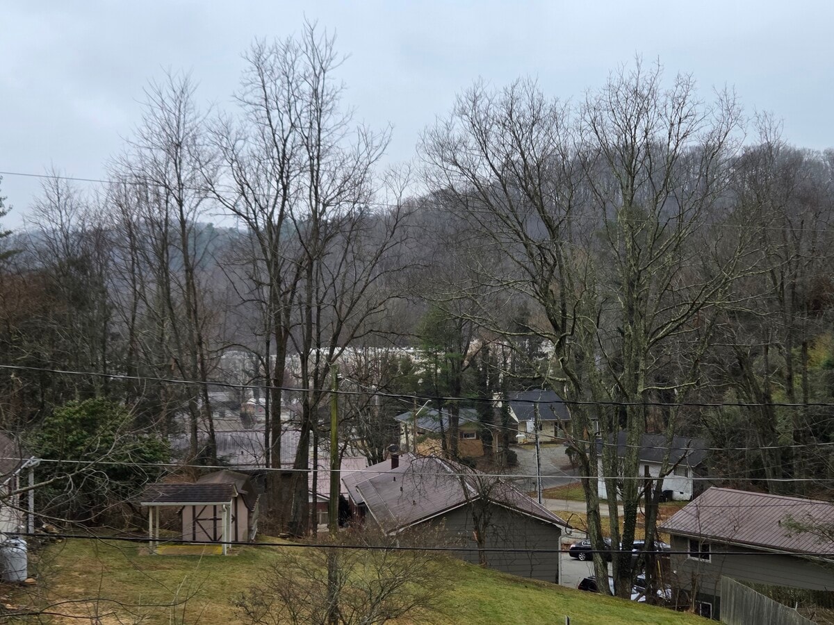 Photo - 142 Dotson Dr