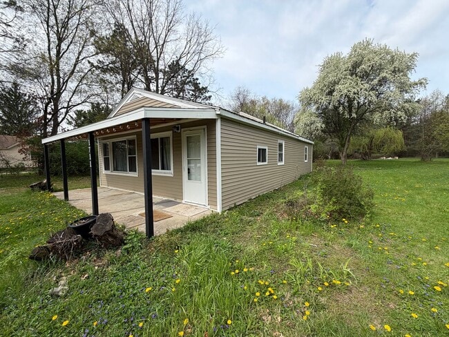Photo - Adorable Home in Lowell School District