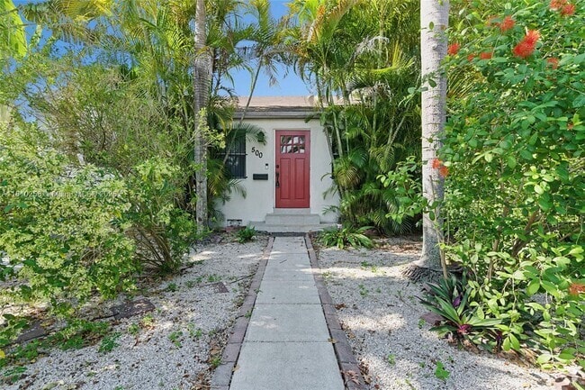 Building Photo - 500 NW 47th St Rental