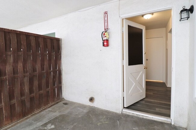 Photo - 241 Campbell Way Unit B