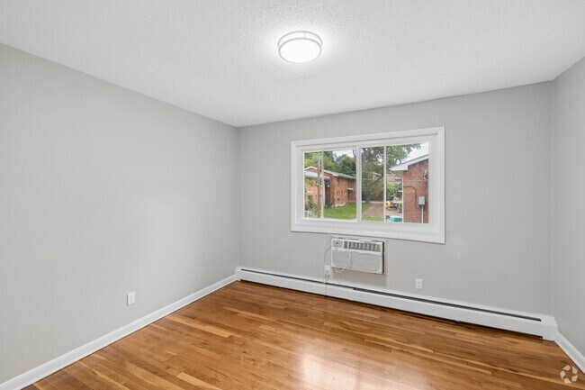 2BR, 1BA - Bedroom - Wickham Gardens Condominiums