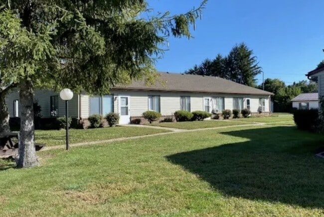 Photo - 505 Oakview Dr