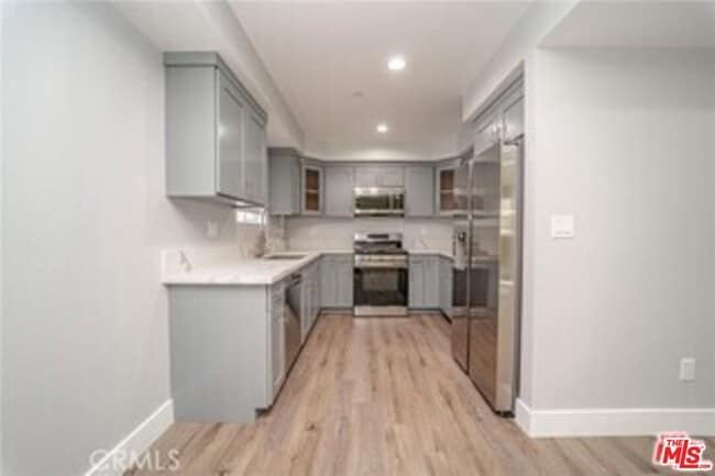 1870 W 20th St Unit 1870 1/2