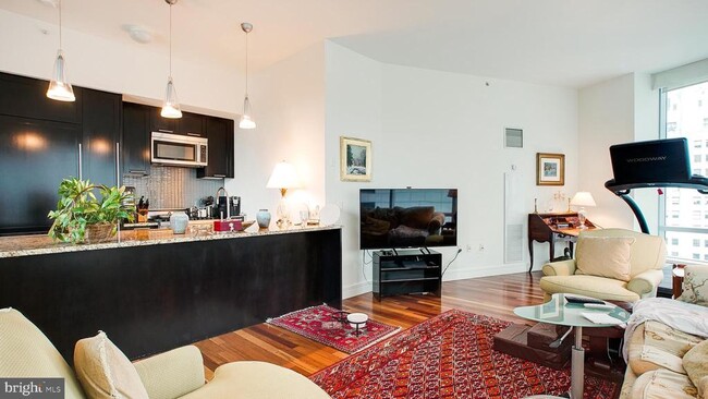 Building Photo - 1414 S Penn Square Unit 32A Rental