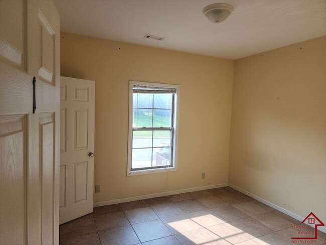 Photo - 1090 N Washington Ave Unit 1090 Washington #A