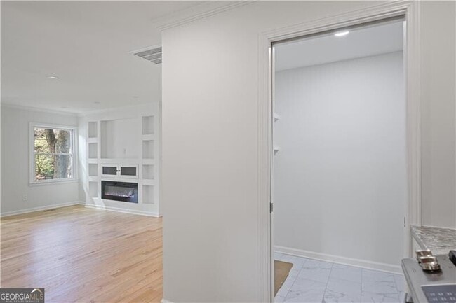 Photo - 1967 Sumter St NW