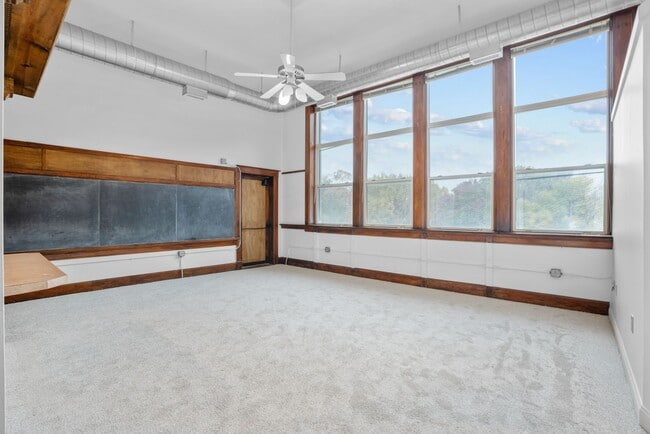 Photo - 249 N Athenian Ave Unit 204