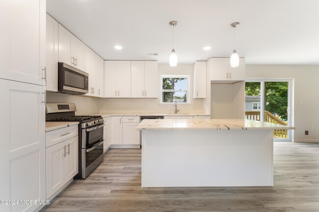 Photo - 1109 3rd Ave