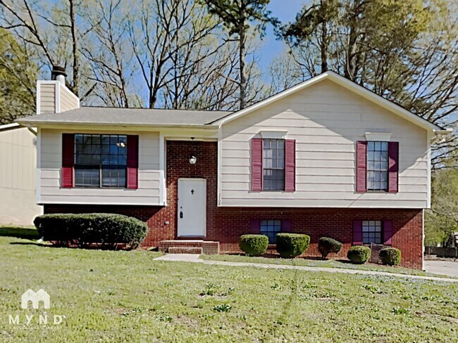 Building Photo - 2708 Laburnum Dr
